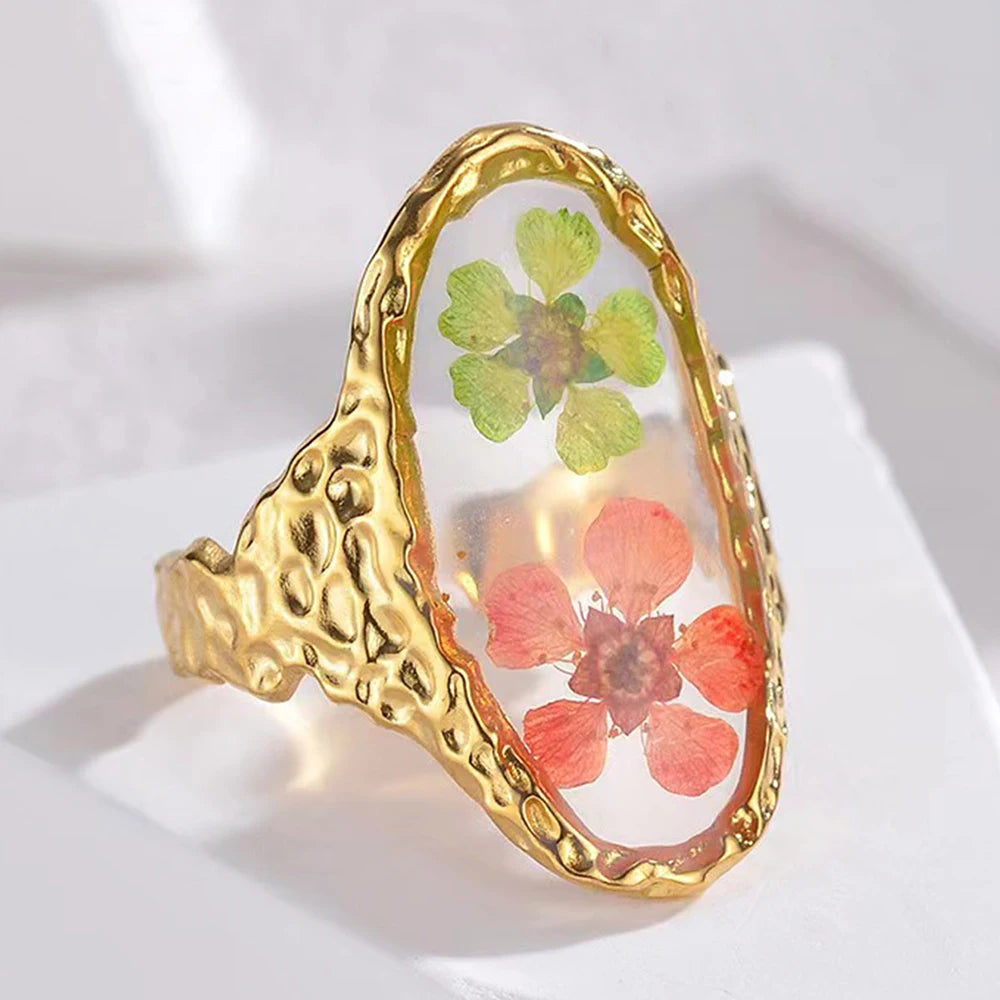 Vintage Pressed Flower Resin Adjustable Gold Ring - Womens
