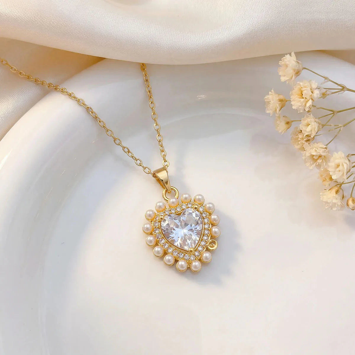 Vintage Zircon Pearl Heart Pendant Necklace - Gold & Silver - Womens