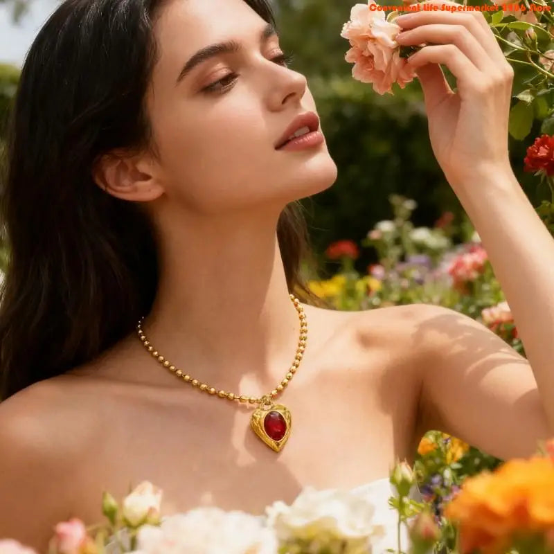 Red Heart Zircon Stone Gold Pendant Valentine's Necklace - Womens