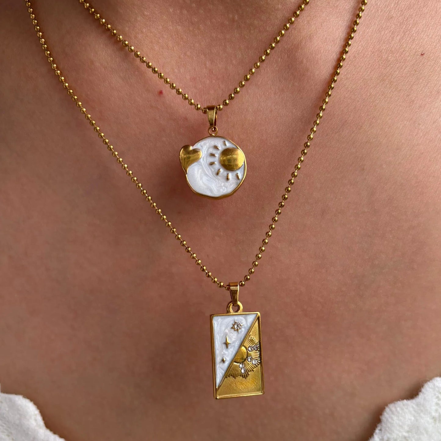 Vintage Black & White Heart Sun Star Pendant Gold Necklace - Womens