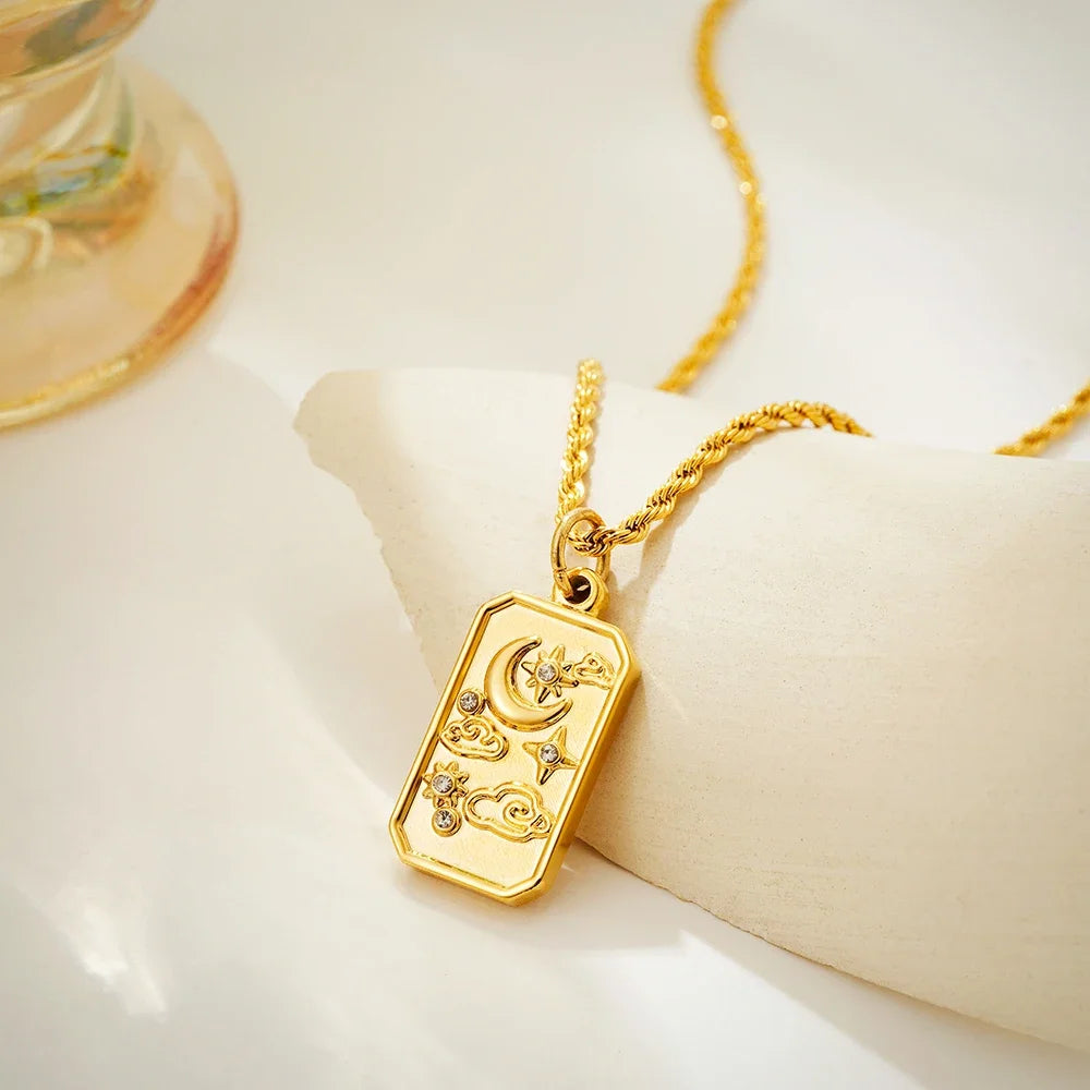 Vintage Tarot Cloud Star and Moon Gold Rope Chain Pendant Necklace - Womens