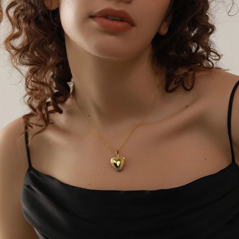 Coquette Heart Locket Necklace - Gold & Silver - Womens
