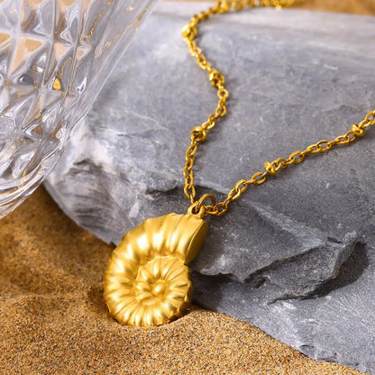 Boho Beach Conch Shell Gold Pendant Necklace - Stainless Steel - Womens