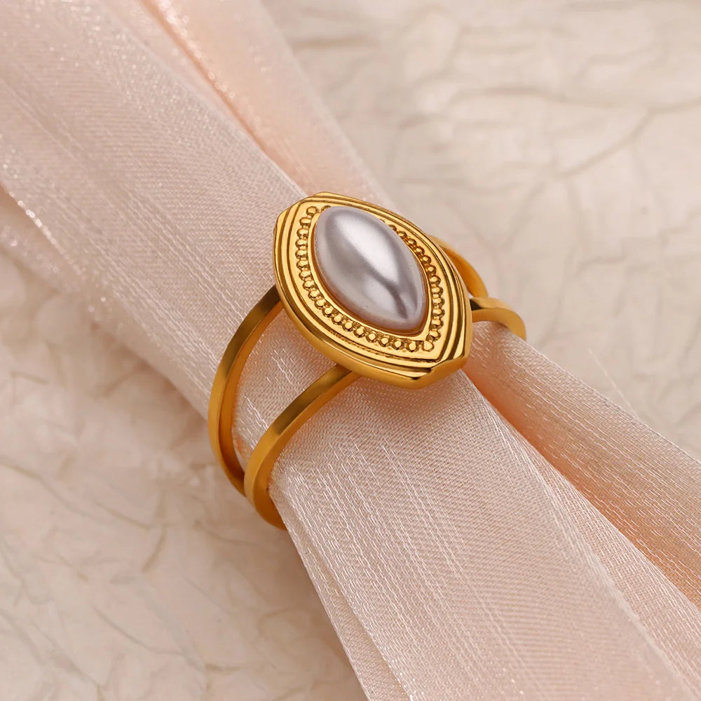 Cottagecore Pearl Oval Gold Ring - Womens – The Cottagecore Aesthetic