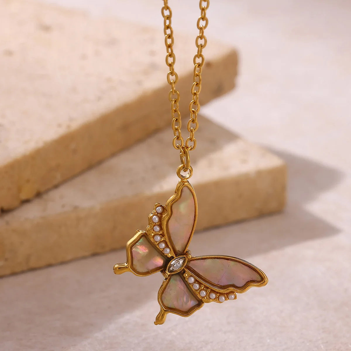 Y2K Zircon Shell Butterfly Gold Pendant Necklace - Womens