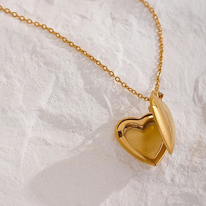 Coquette Heart Locket Necklace - Gold & Silver - Womens