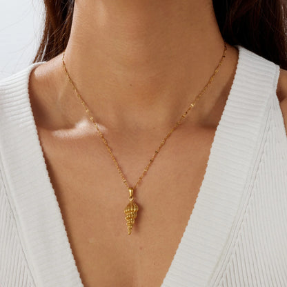 Boho Beach Conch Shell Necklace Gold - Womens